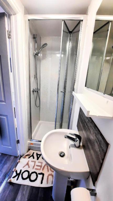 Premier Nottingham Studios - Burford Road Екстериор снимка